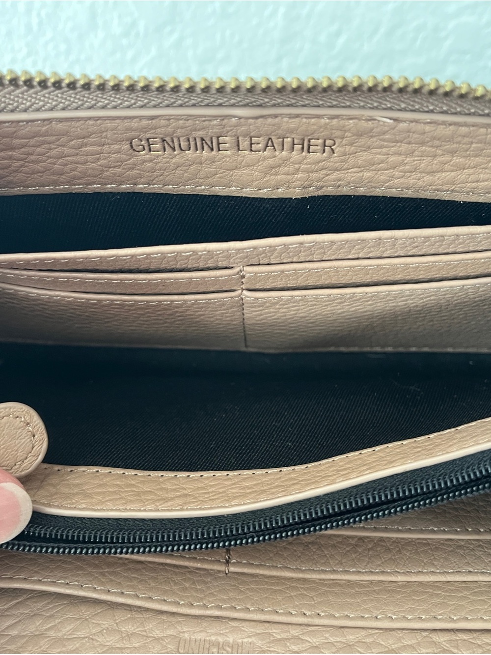 Love Moschino Nude Pink Logo Medallion Wallet - Picture 7 of 10